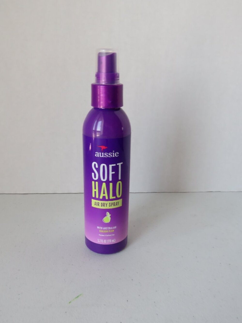Aussie Soft Halo Air Dry Spray Infused with Australian Kakadu Plum 5.7 Fl oz